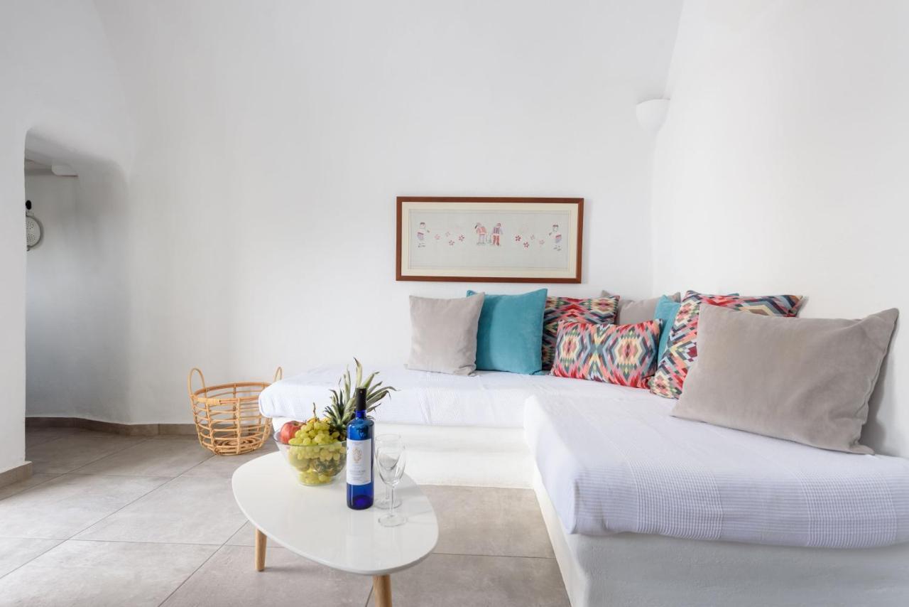 Arvanitis Cave Village Apartment