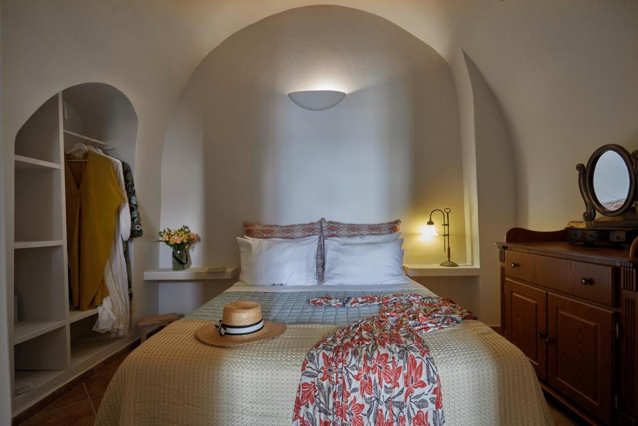 Arvanitis Cave Village Apartment Akrotiri (Santorini)